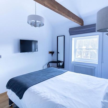 Apartment 6 At Number 8: City Centre, 1 Bedroom, Sofa Bed In Lounge Canterbury Exteriör bild